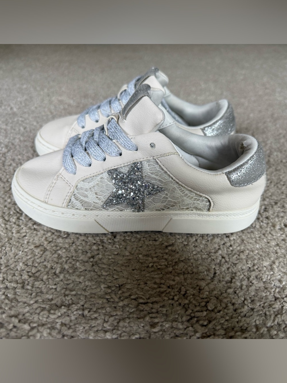 art class White Sneakers with Silver Glitter Star